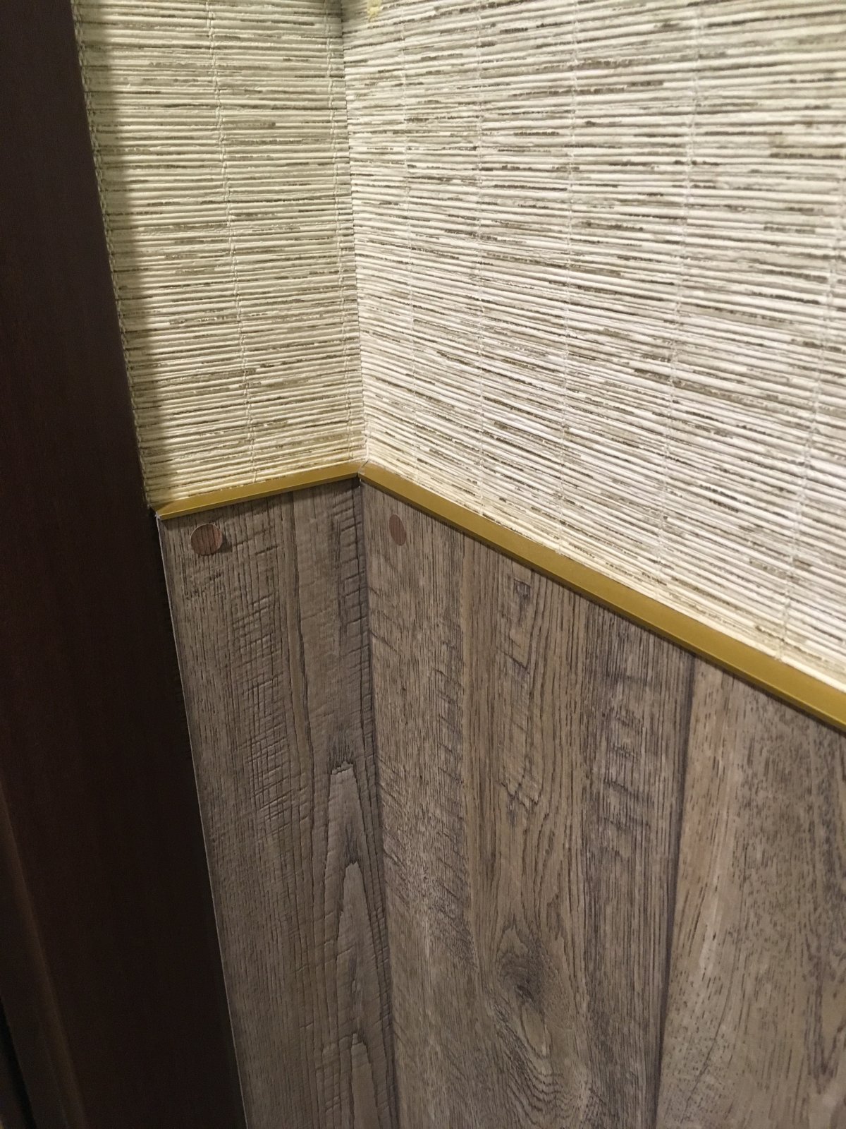 Декоративная плитка на стену