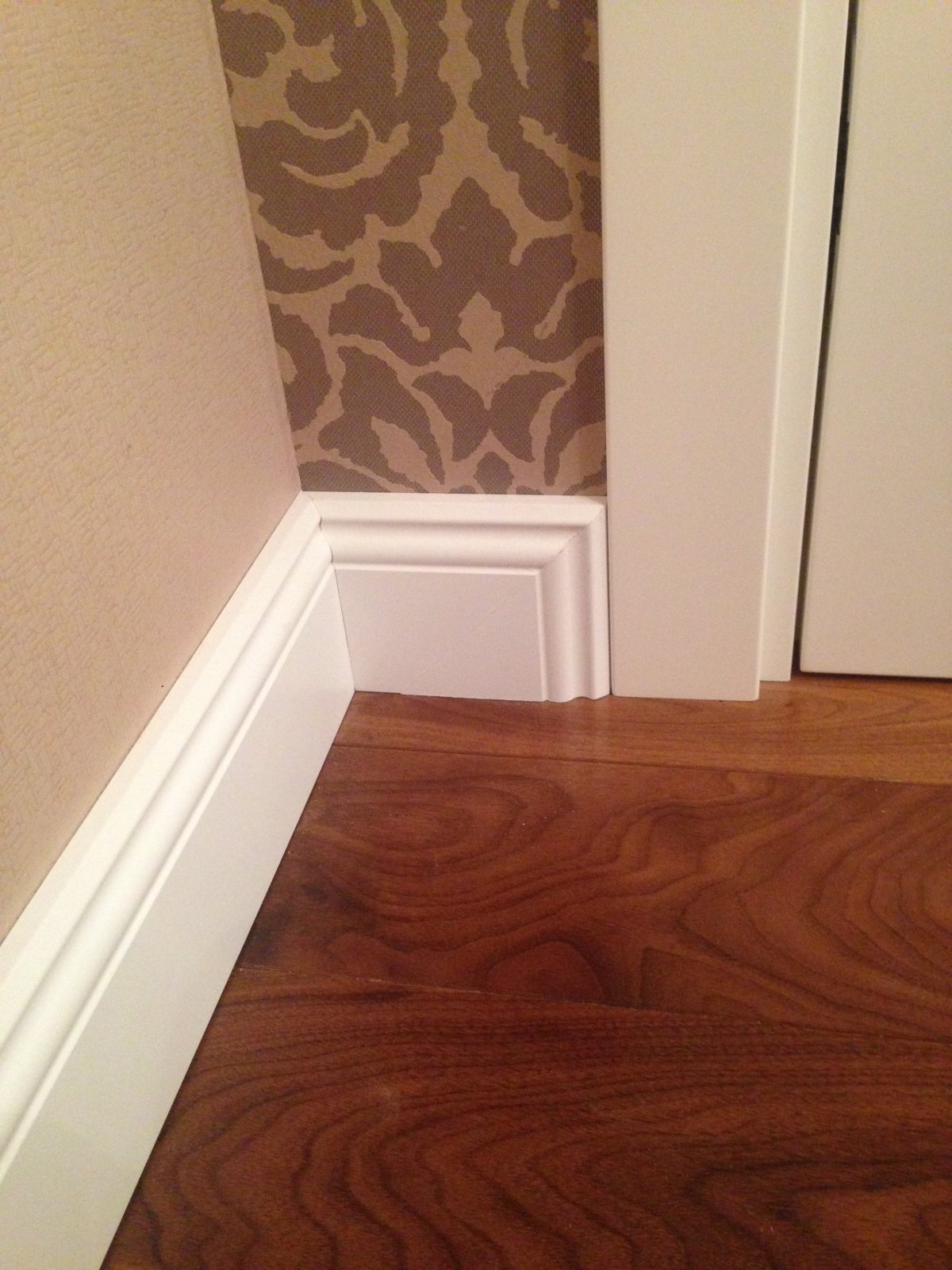 Плинтус напольный без стыков