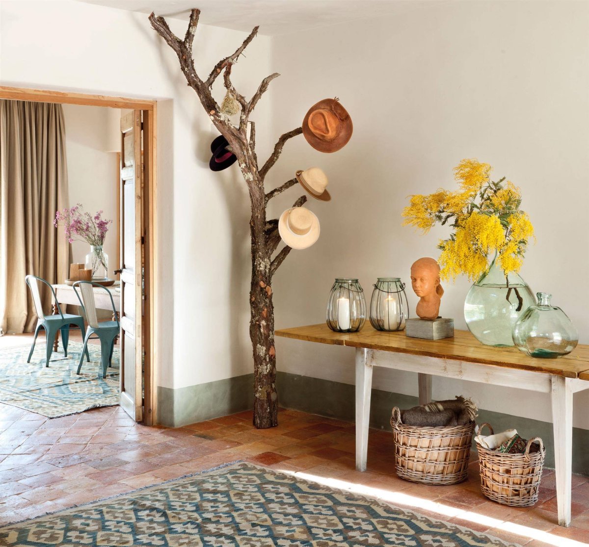 Отделка стен спилами