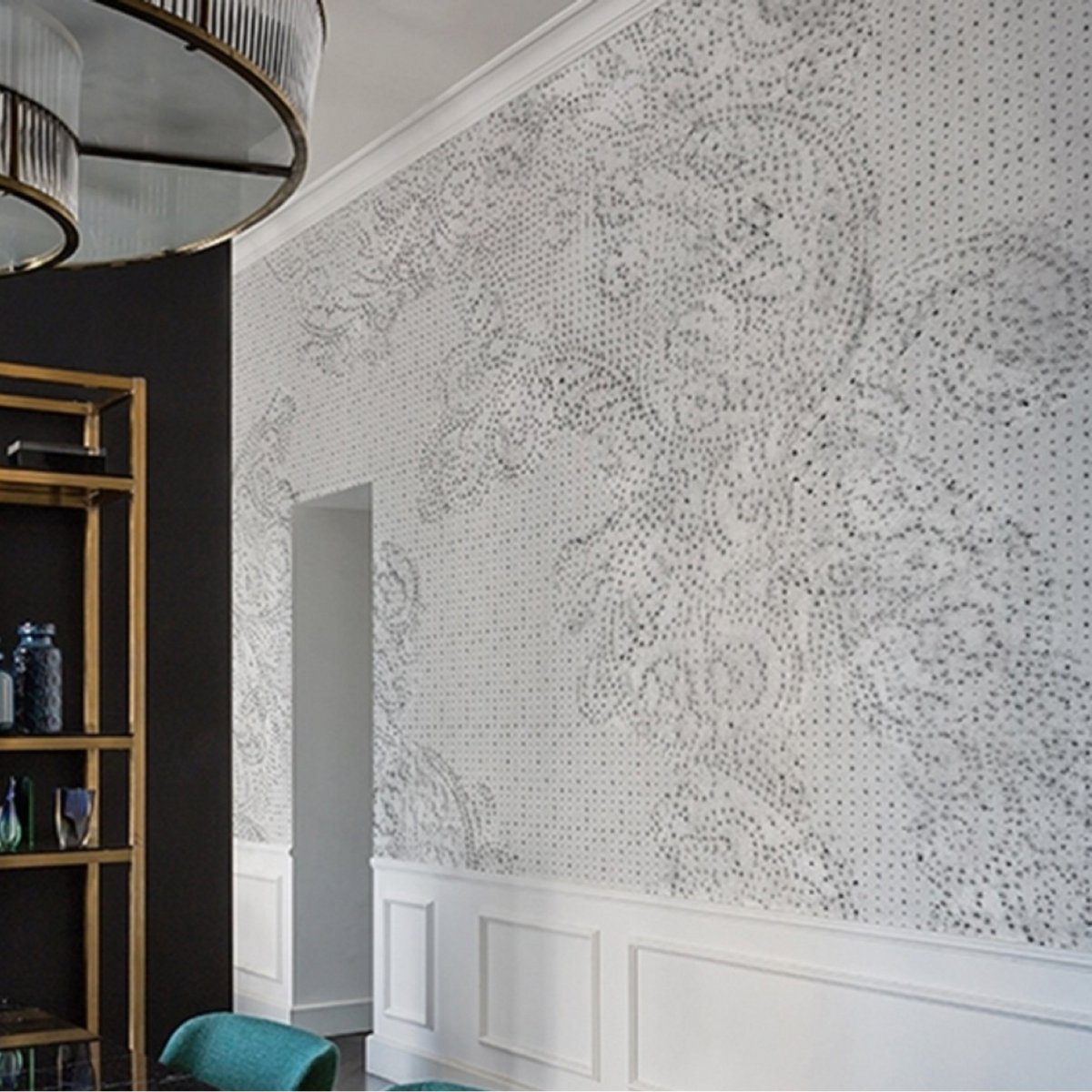 Молдинг для обоев на стену