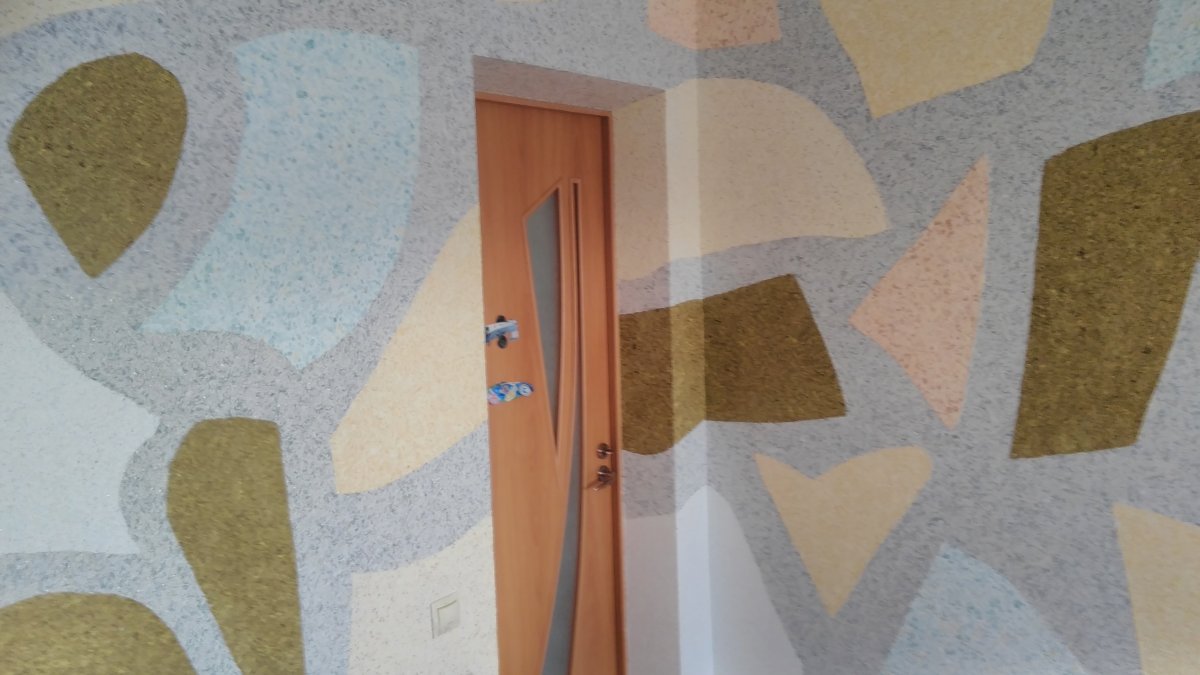 Декор стен жидкими обоями