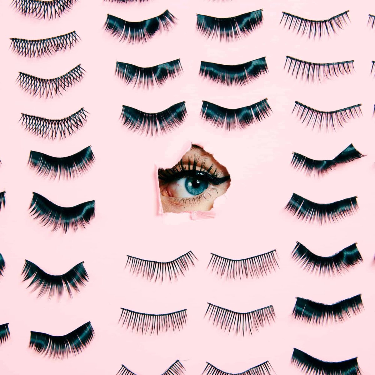 Наращивание ресниц реклама