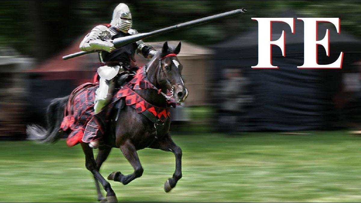 Рыцарь на коне с копьем