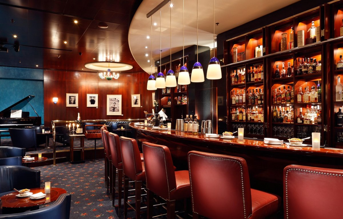 Бар в гостинице