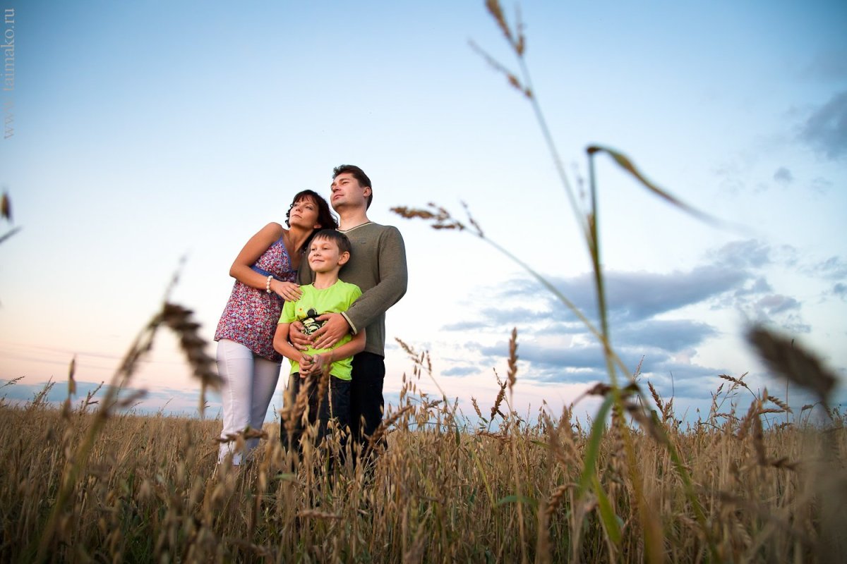 Семейная фотосессия на природе