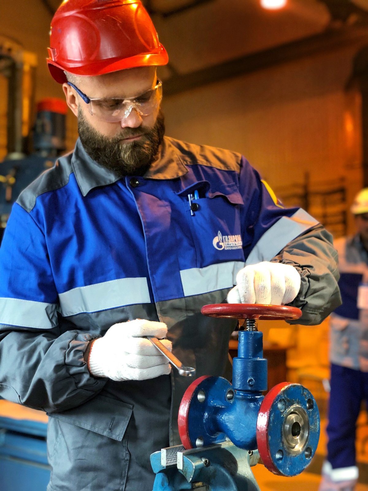 Слесарь-ремонтник технологического оборудования