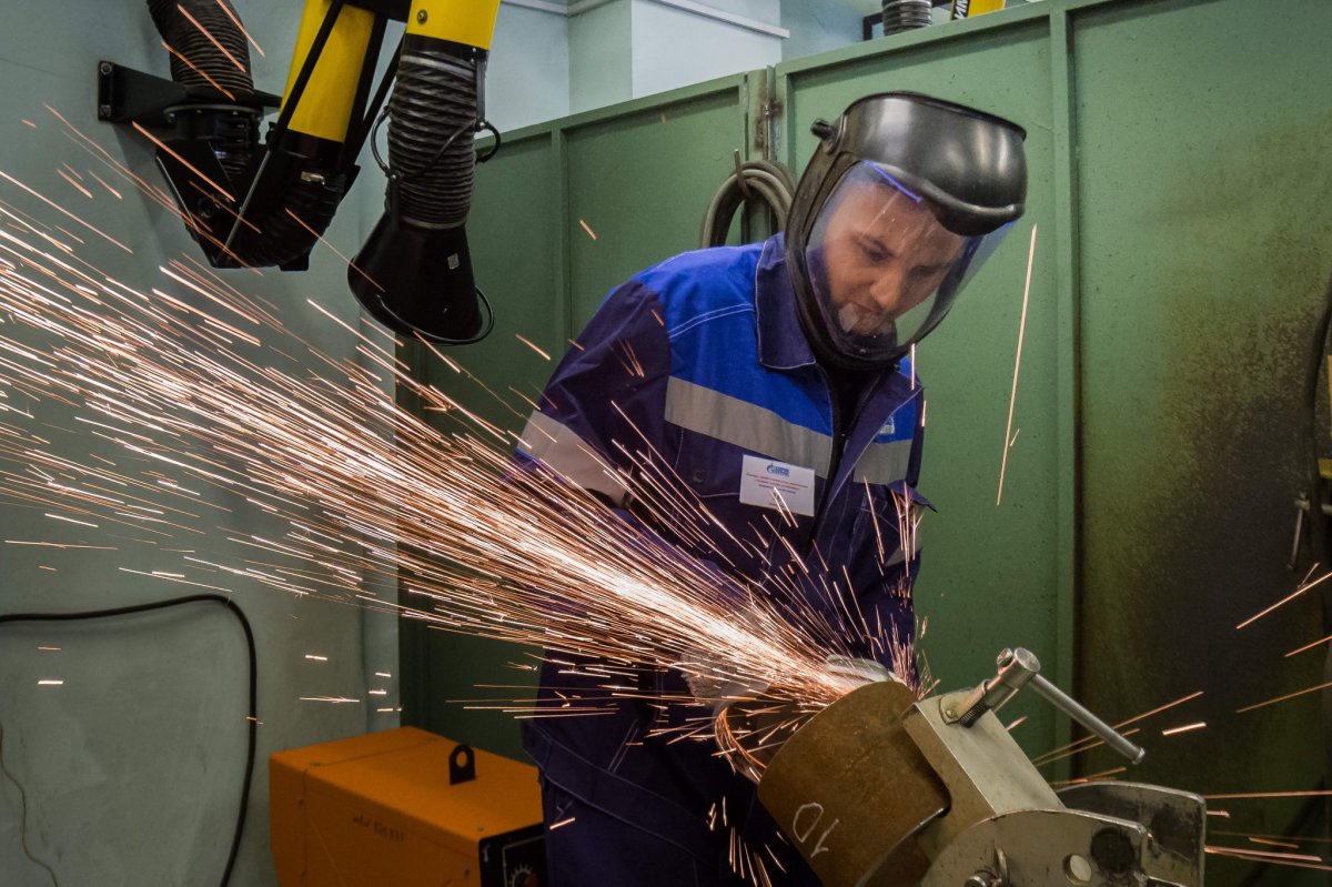 Профессия слесарь