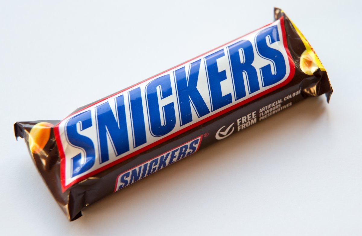 Snickers батончик