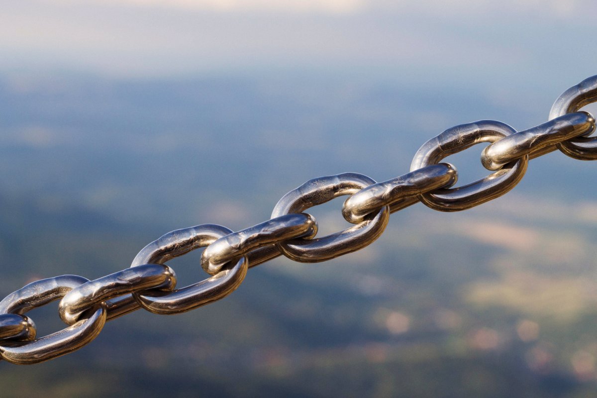 Железная цепь