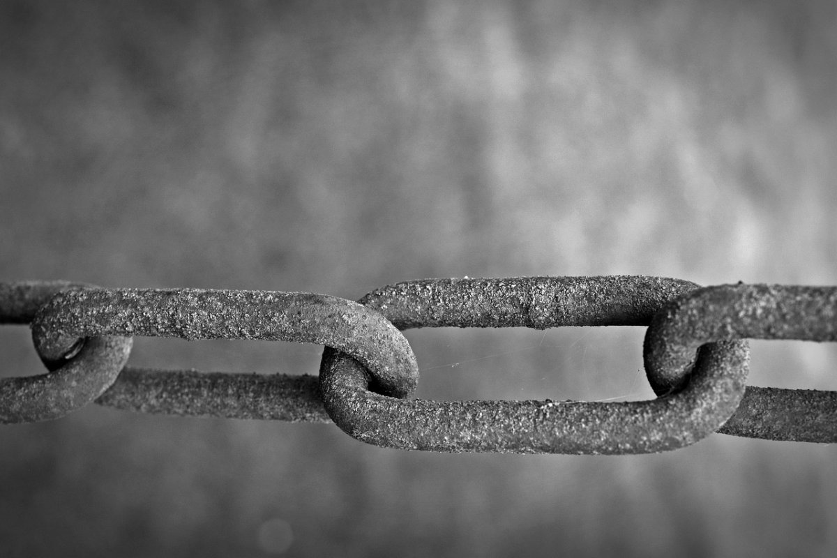 Цепь без фона