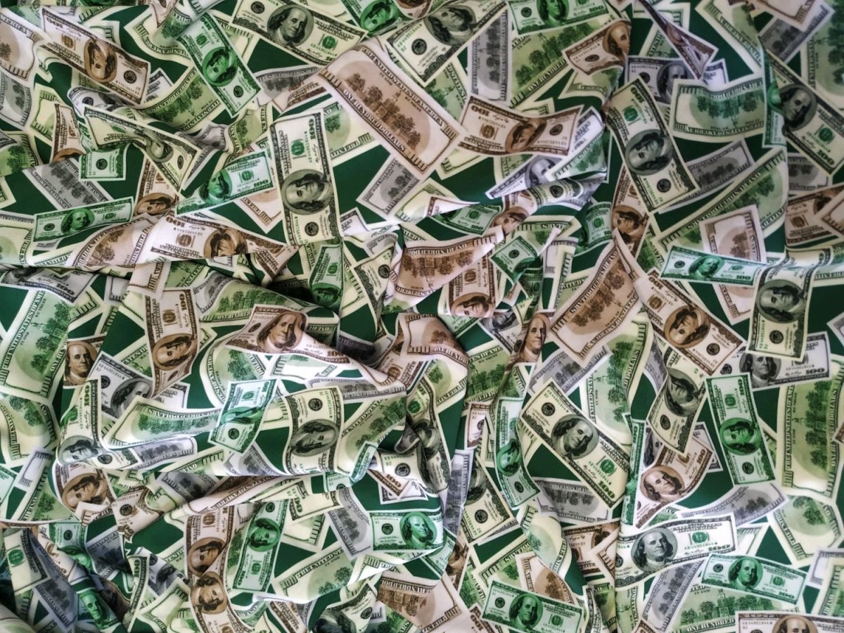 Много купюр