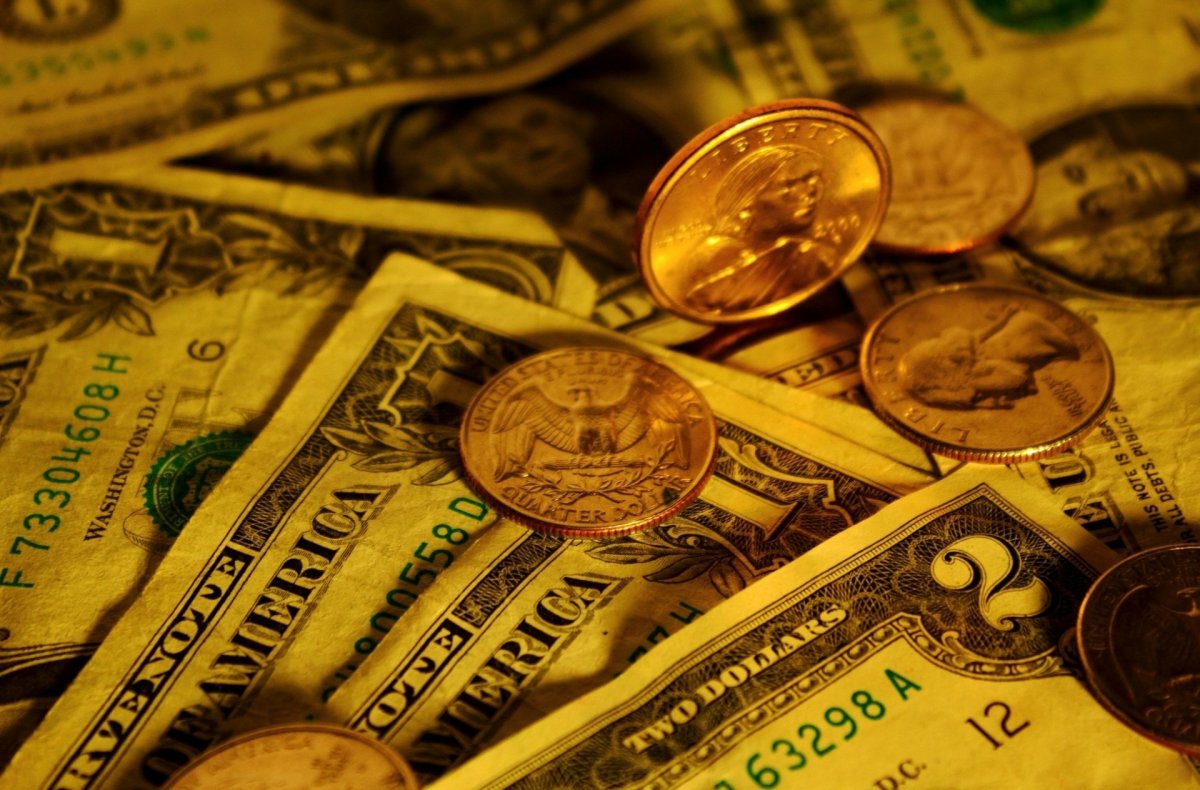 Деньги доллары