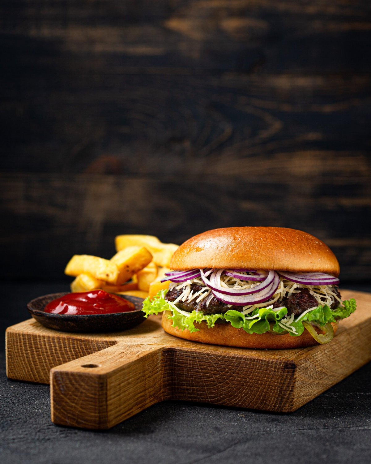 Келли Бургерс