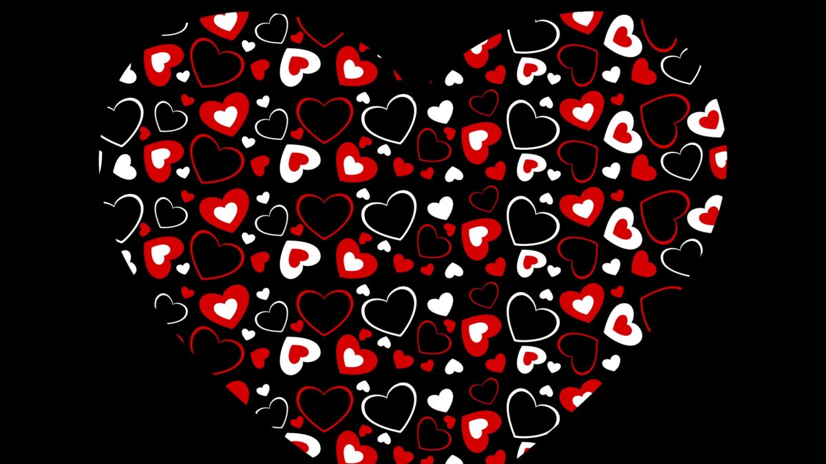 Сердечко на черном фоне