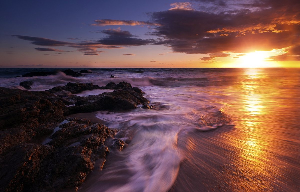 Море закат волны