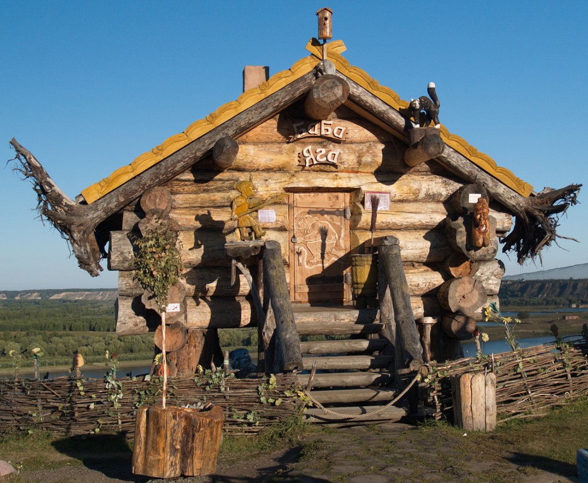 Избушка на курьих ножках Милляр