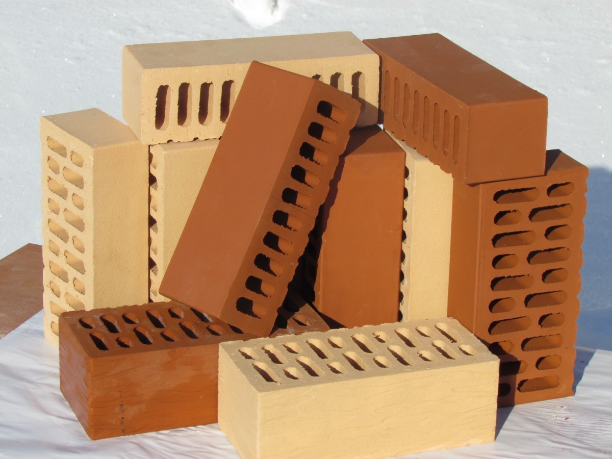 Кирпич керамический м200