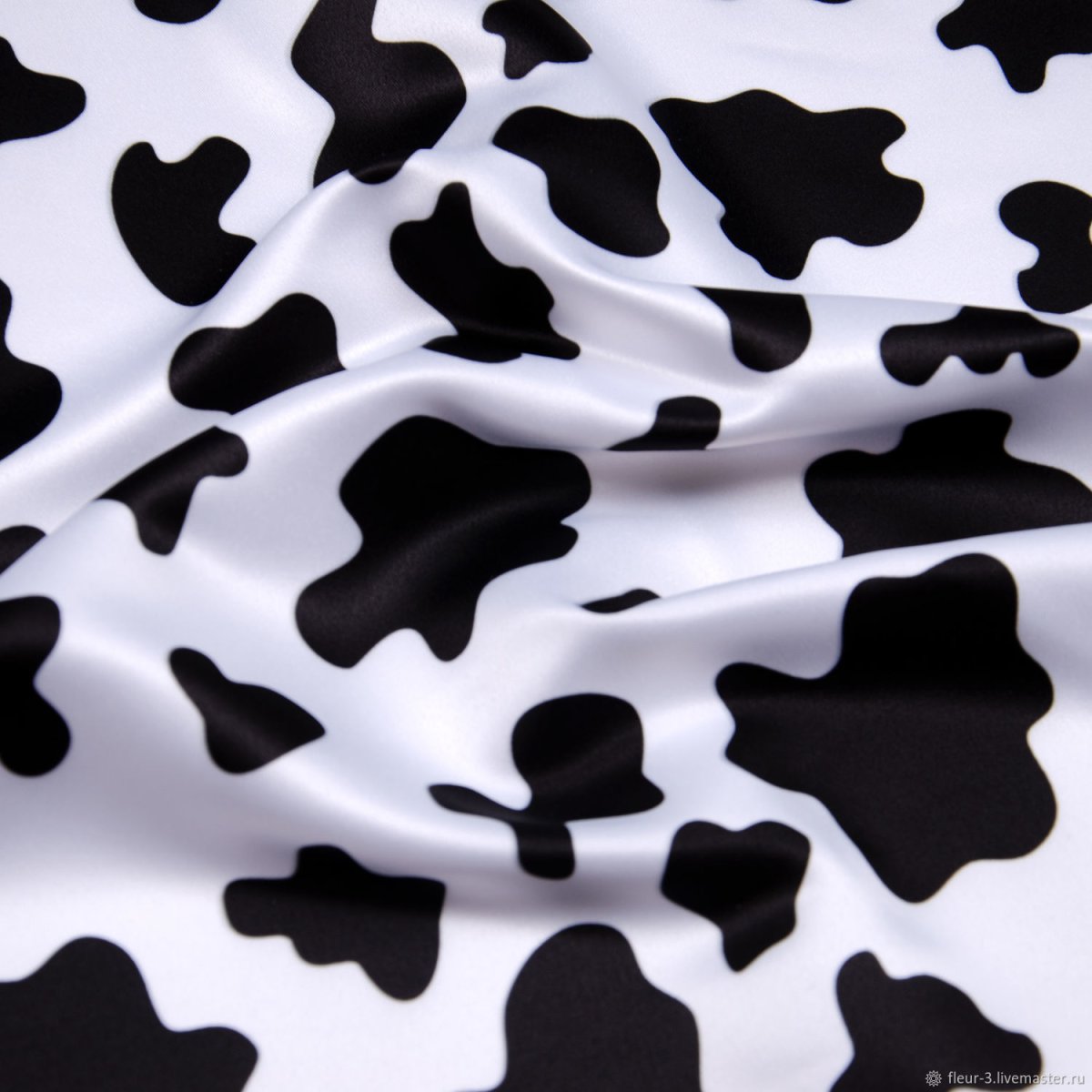 Ткань с коровьим принтом