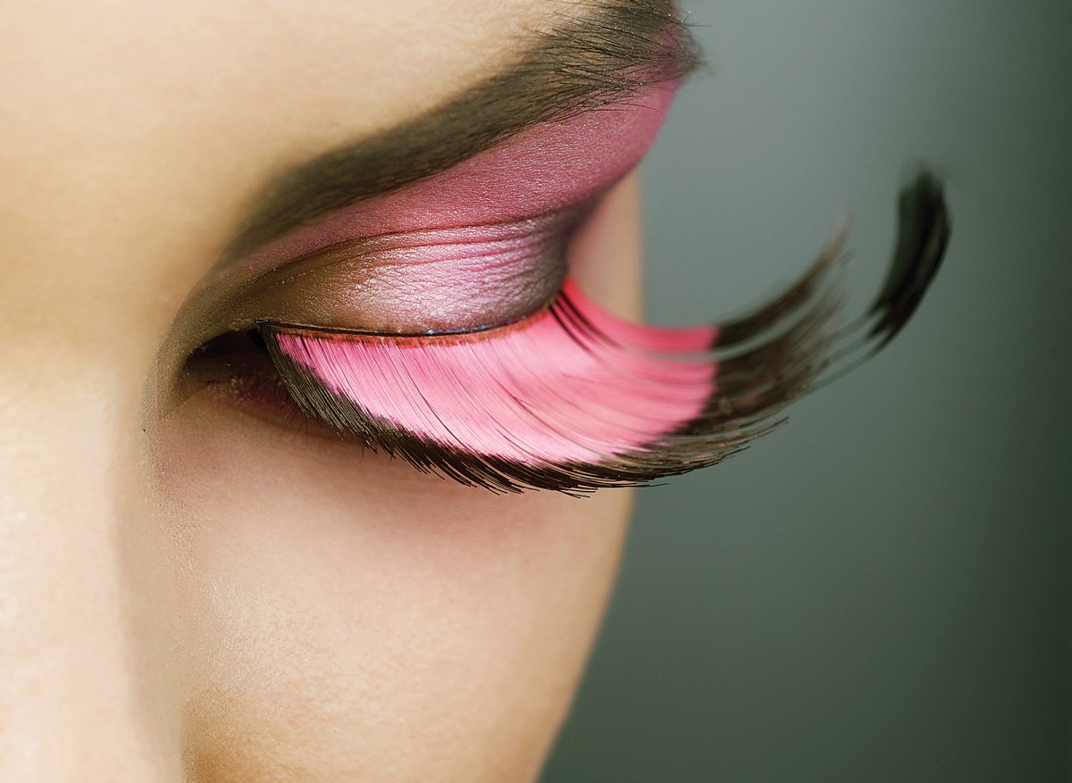 Необычные нарощенные ресницы