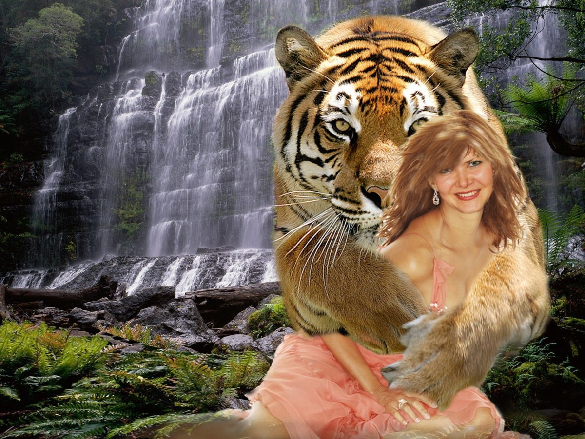 Девушка и белый тигр