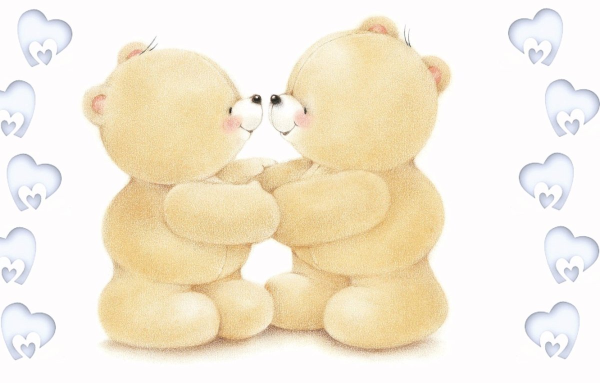 Мишки обнимаются