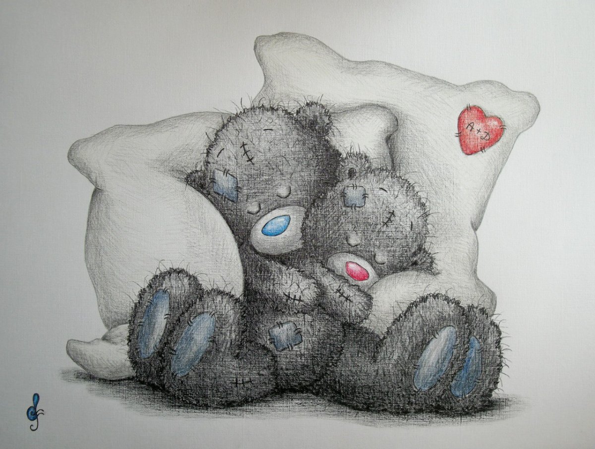 Мишки обнимаются