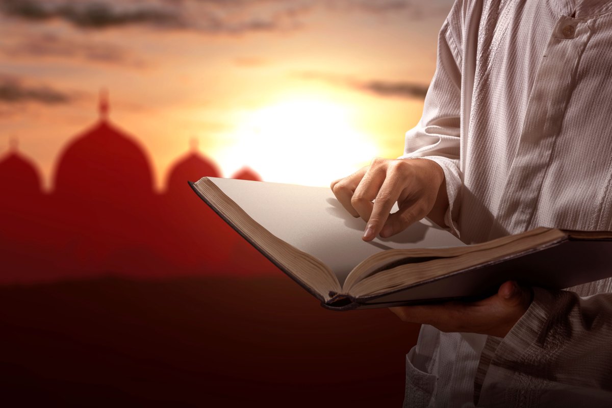 Вода начитанная Кораном