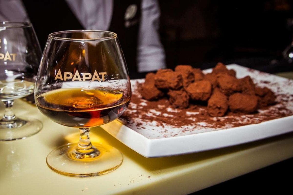 Шоколад с коньяком