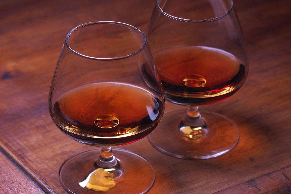 Две рюмки коньяка