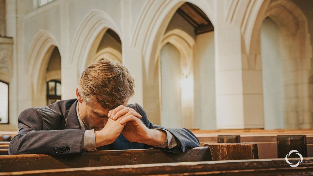 Человек в молитве