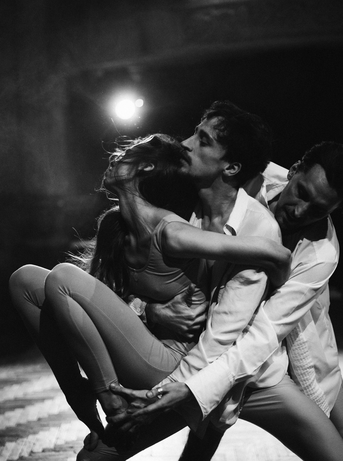 Страсть втроем