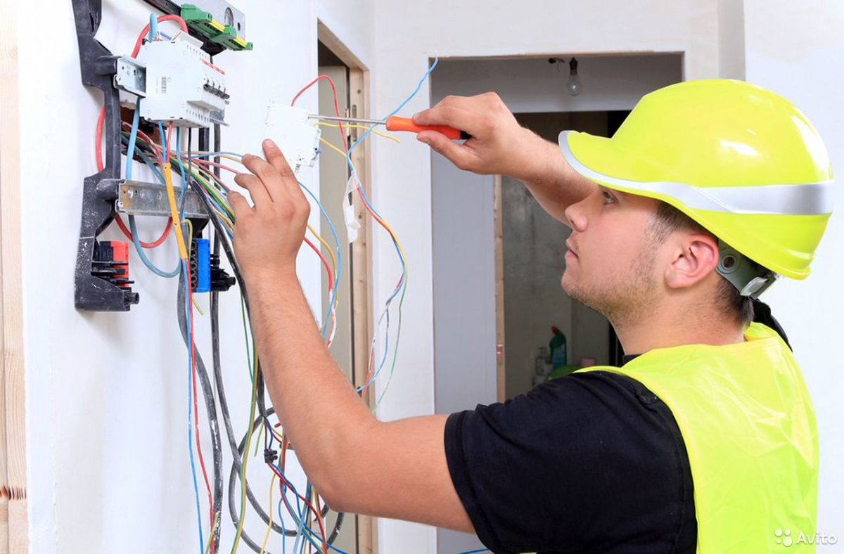 Электрик профессионал