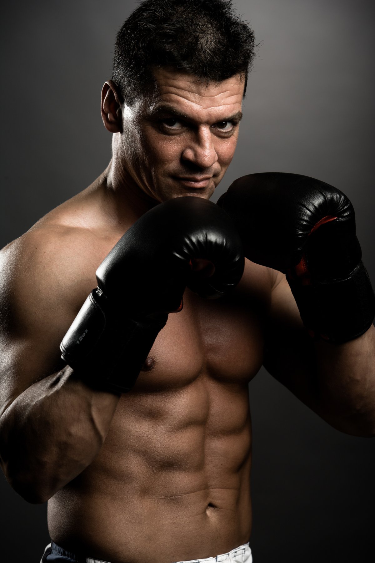 Крутой боксер