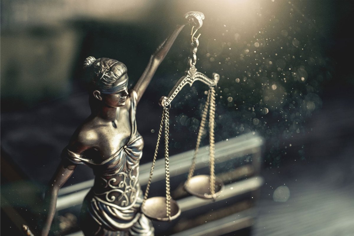 Греческая богиня правосудия Фемида