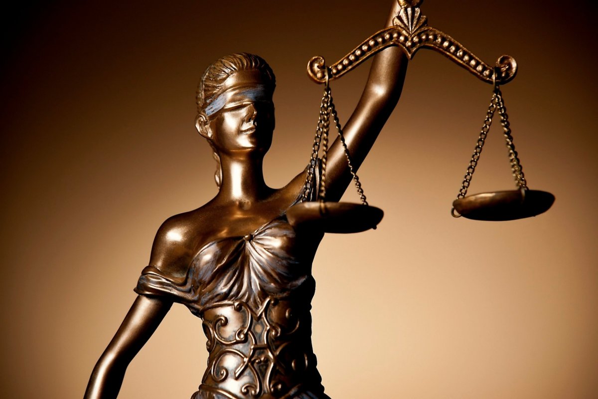 Статуя Богини правосудия Фемиды