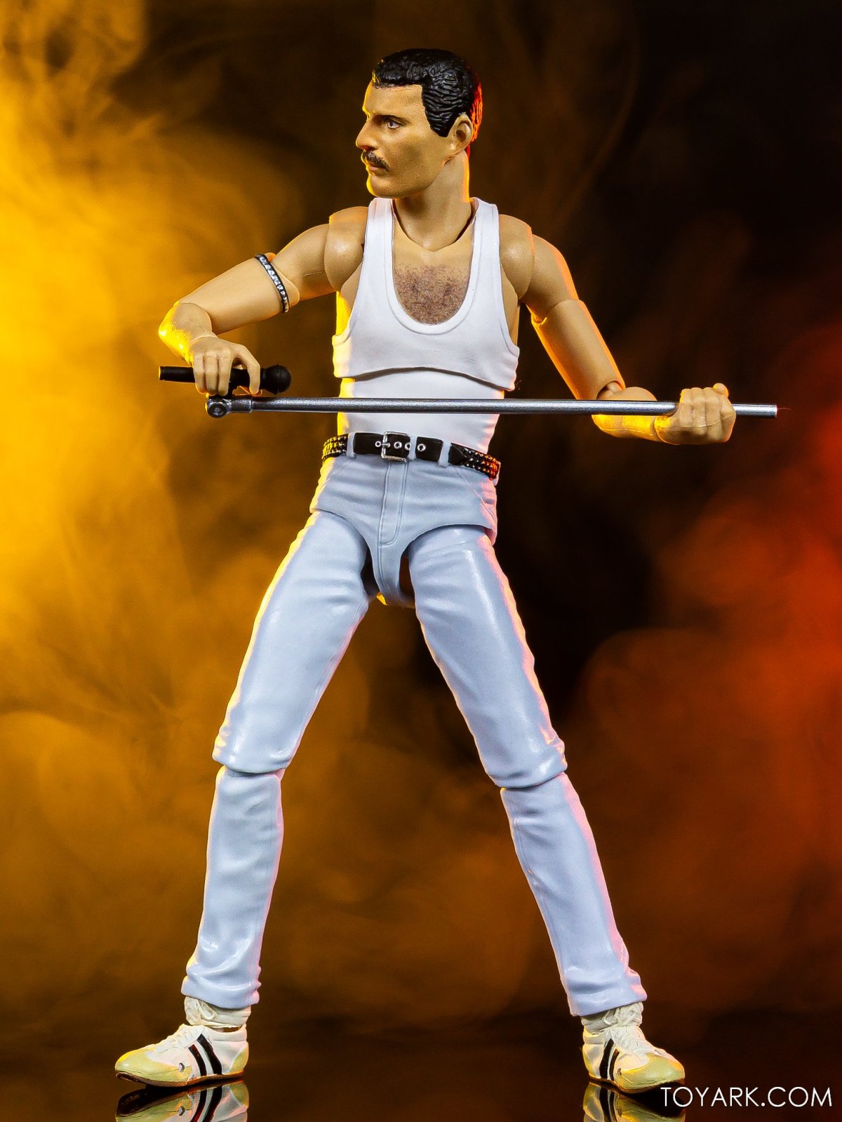 Фредди Меркьюри Aid