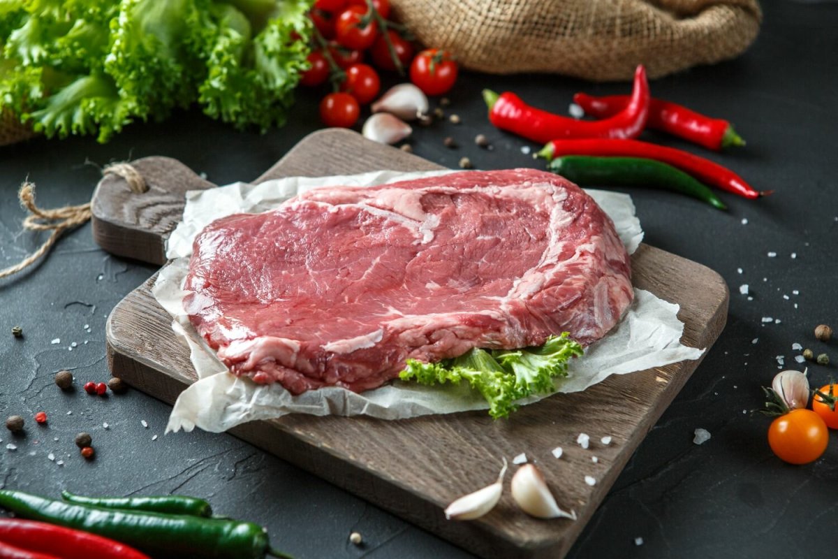 Сырая говядина