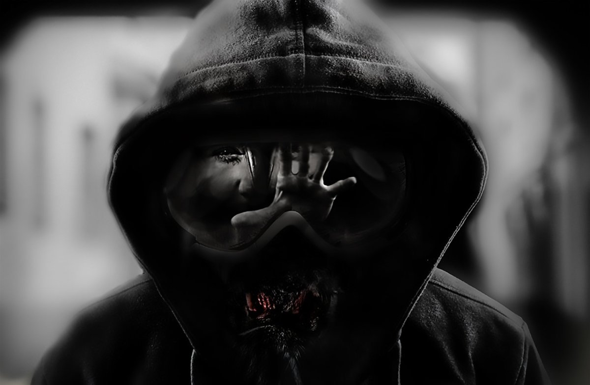 Страшное лицо из Темноты