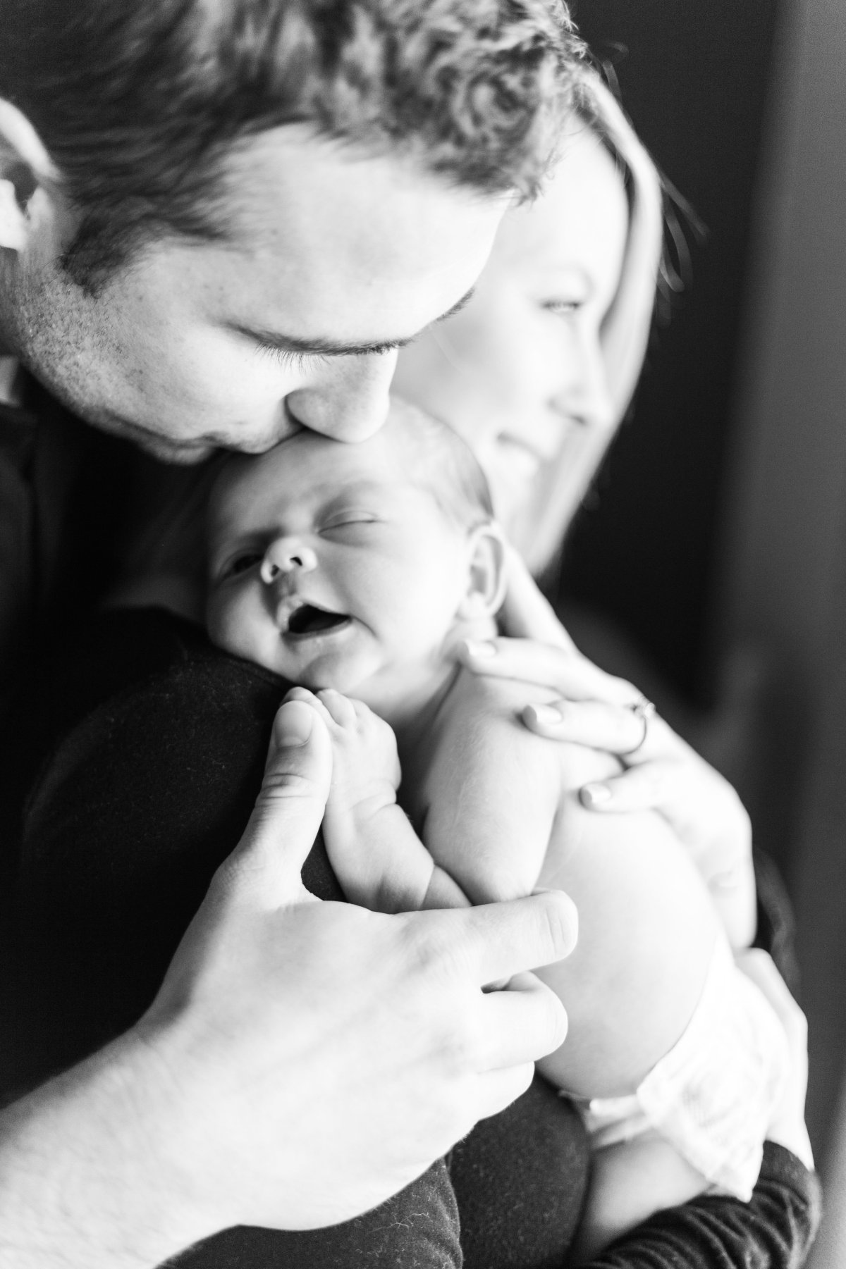 Ребенок и родители мультяшный