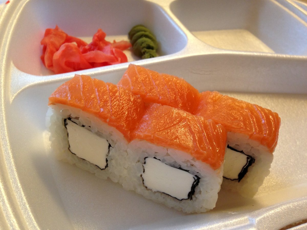 Смешные роллы и суши