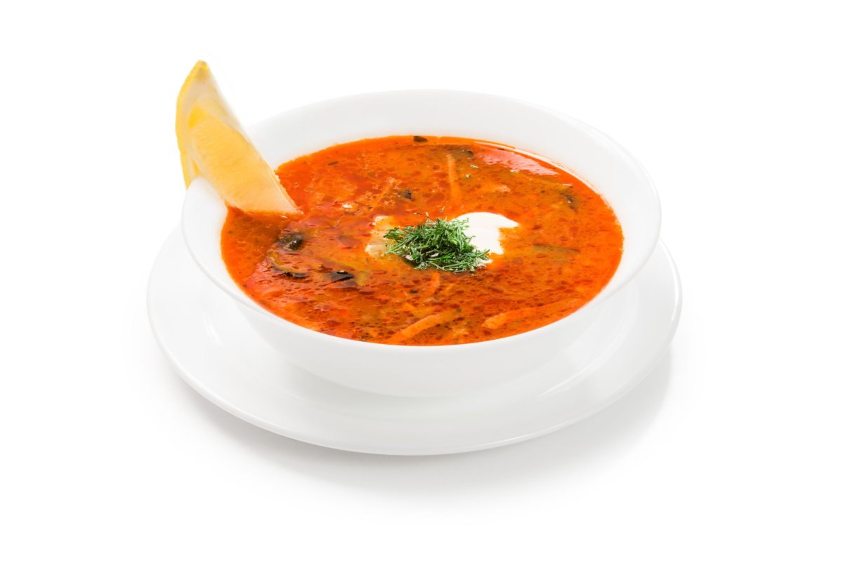 Солянка ресторанная подача