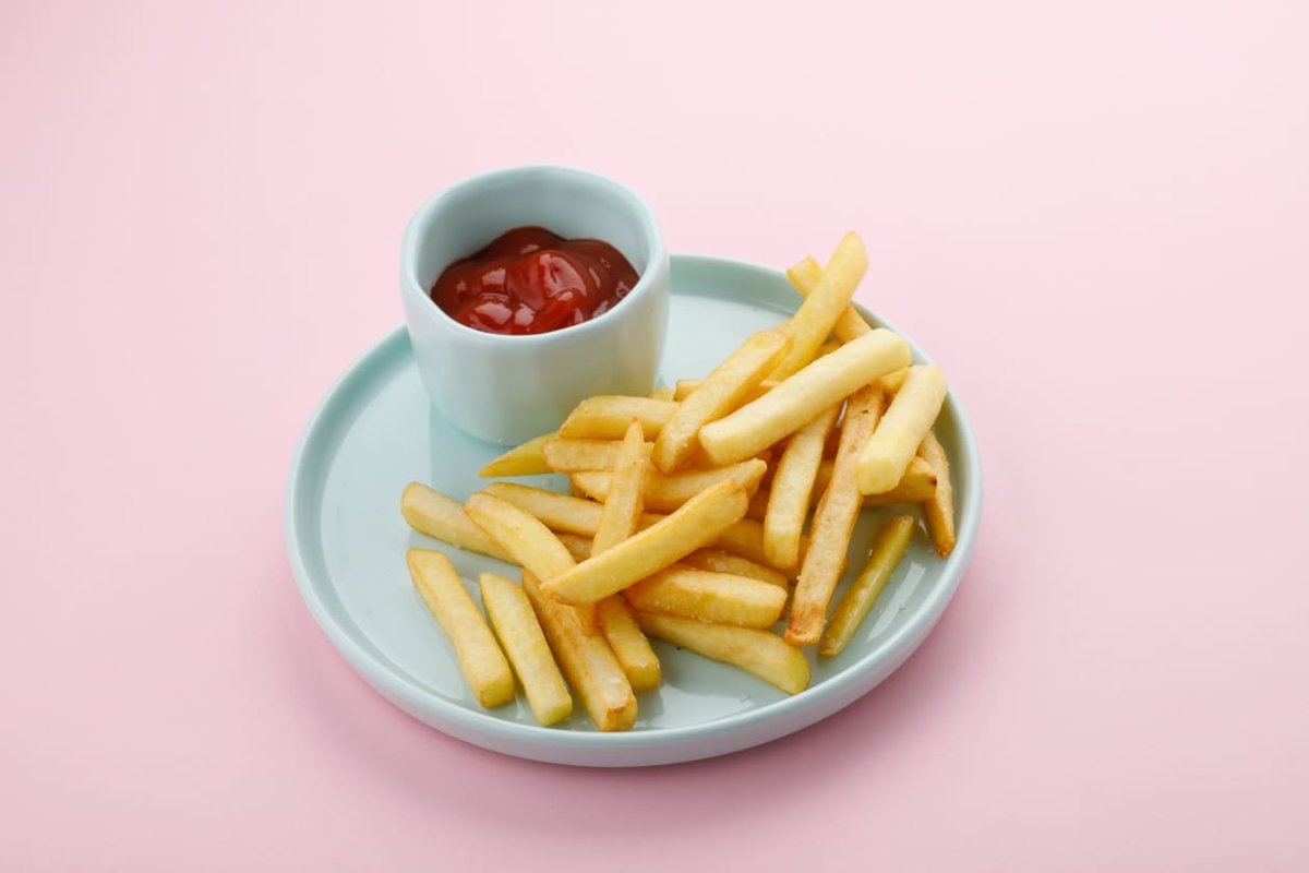 Картофель фри с соусом
