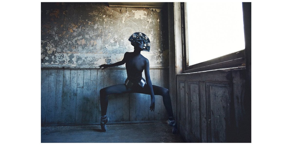 Красивая девушка абстракция