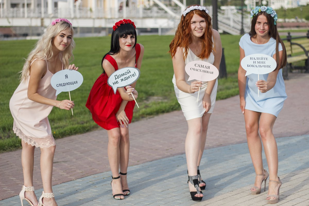 Корзина с приколами на девишник