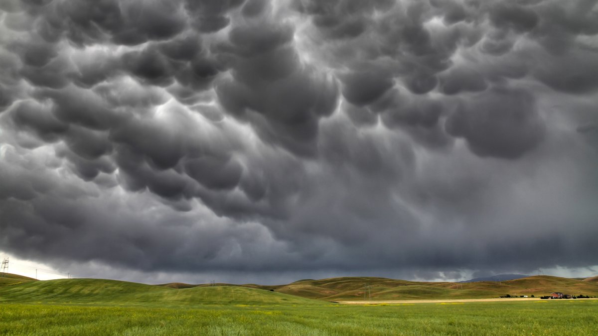 Красивые грозовые тучи