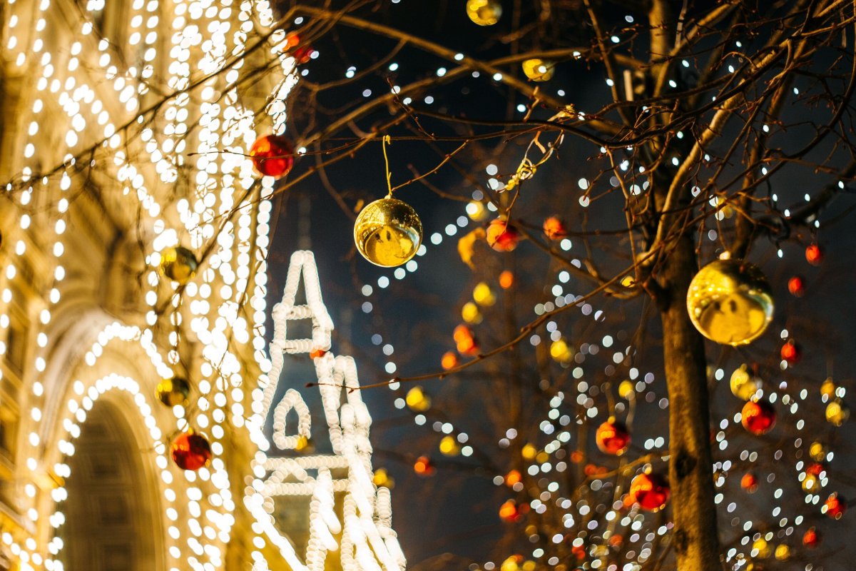 Новогодняя атмосфера город