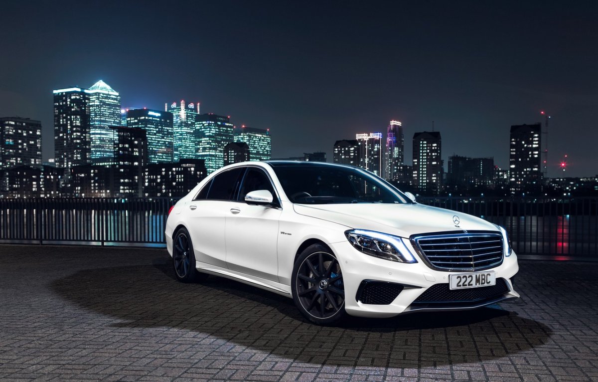 Mercedes Benz s63 AMG