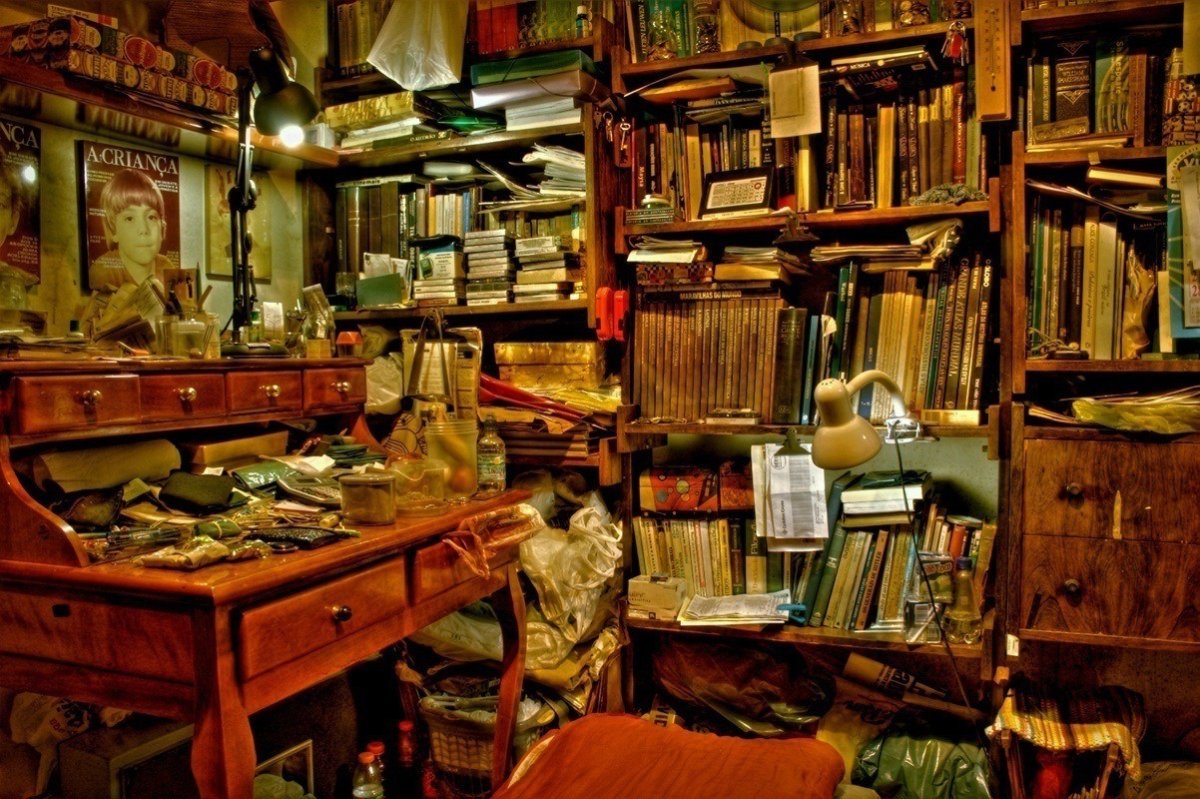 Беспорядок в комнате