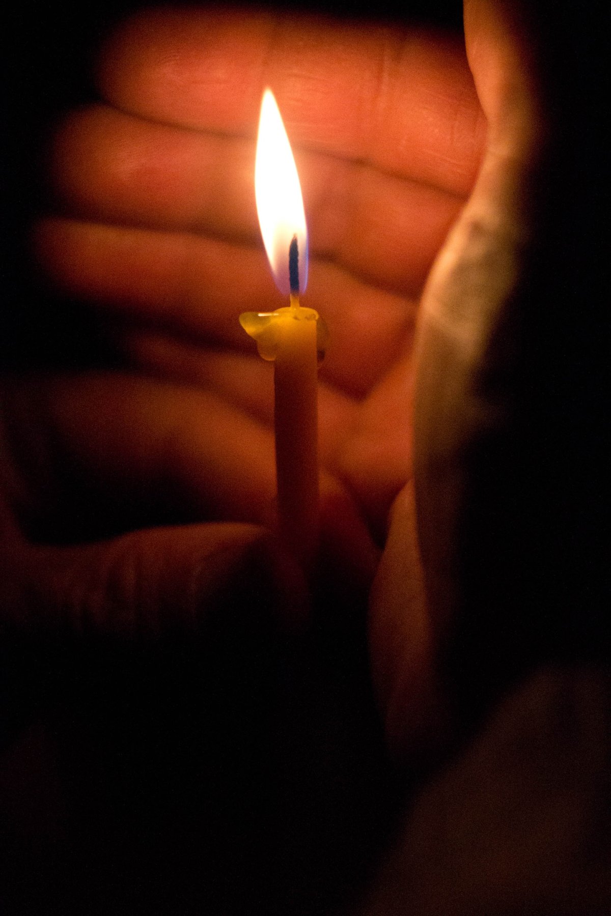 Свеча памяти