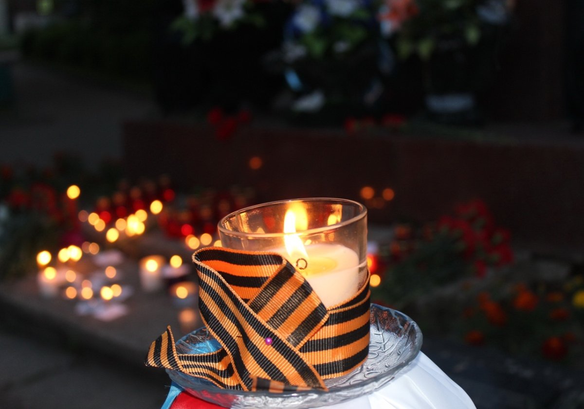 Анимационная свеча памяти и скорби